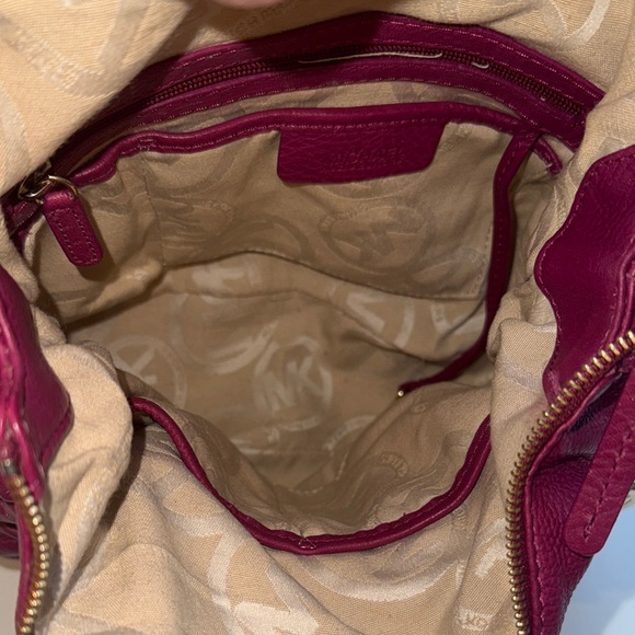 Michael Kors Fuchsia Pebbled Leather Hobo Shoulder Bag - Picture 6 of 12